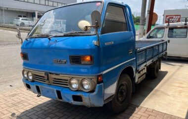 Isuzu ELF KAD51N 1982